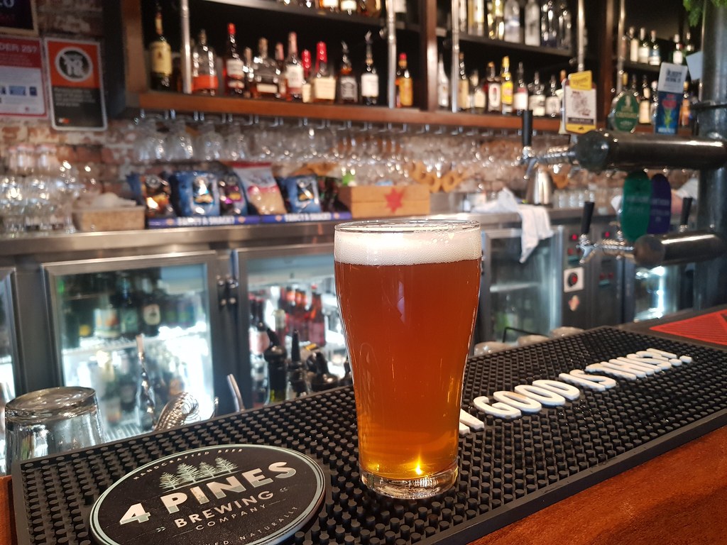 Modus Pale Ale AUD$6 @ Beer Deluxe (near King Street Wharf) Sydney