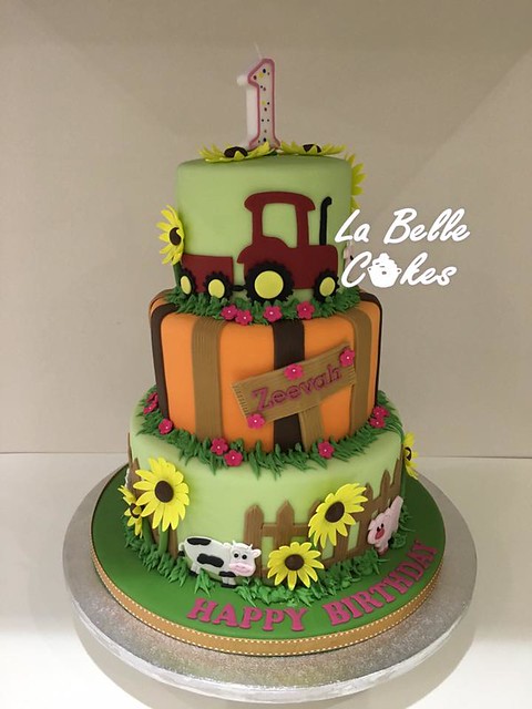 Cake by La Belle Cakes