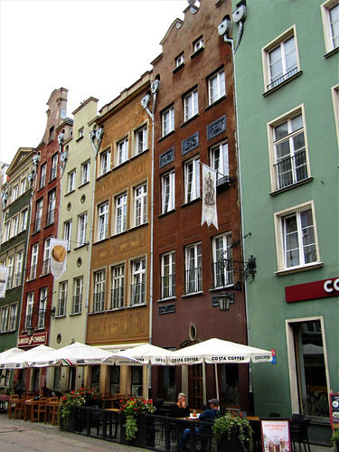 colorful houses in Ulica Długa in Gdansk