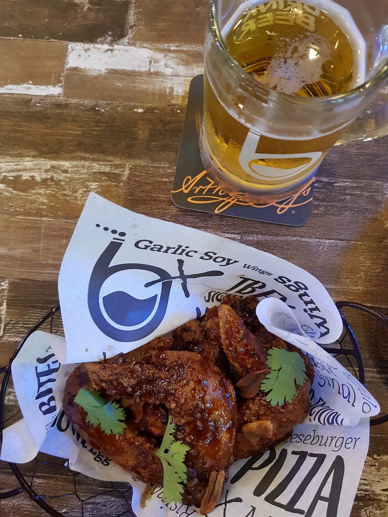 Garlic Soy Wings rm$13.21 & Tiger rm$10 @ The Beer Factory Express Sunway Geo