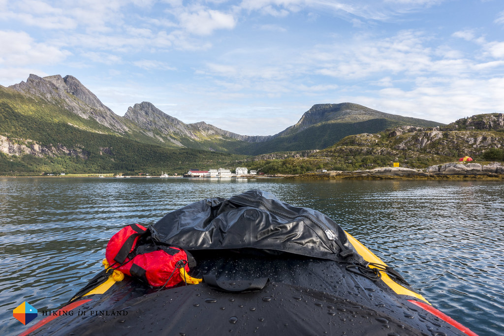 Nordskot from a packraft