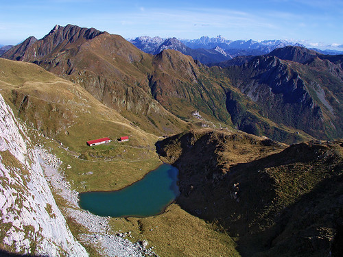 austria italy italia outdoors landscape mountain hiking carnicalps avostanis lake alpinemeadow pasture hohertrieb