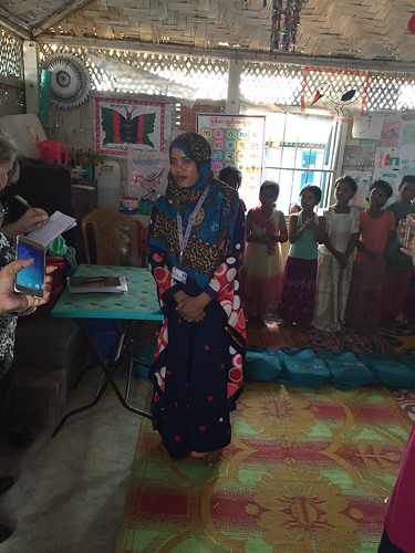 bangladesh educationinbangladesh education gpe globalpartnershipforeducation refugeecamp refugees students teacher classroom