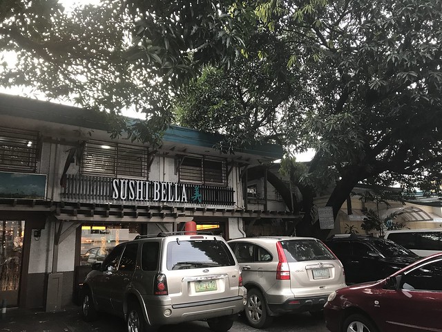 Sushi Bella, Poblacion