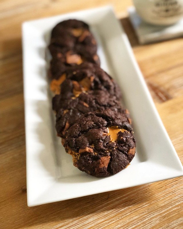 Vegan Chocolate Peanut Butter Cookies