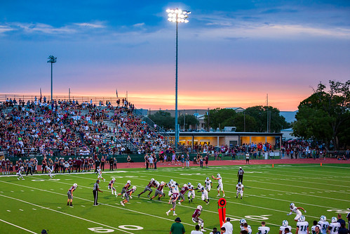 canon sunset 5d3 school high stadium football