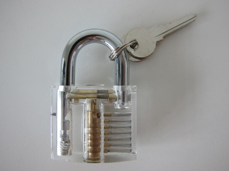 Lock Pick Set - Transparent Padlock with Two Keys