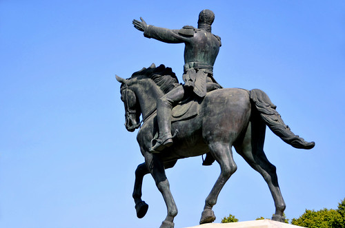44844406182 d79d02b271 - Sevilla, standbeeld van Miguel de Unamuno bij het park Maria Luisa, Spanje Andalusië 2018