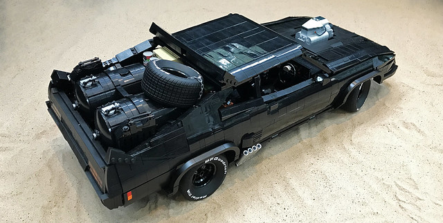 Mad Max II V8 Interceptor