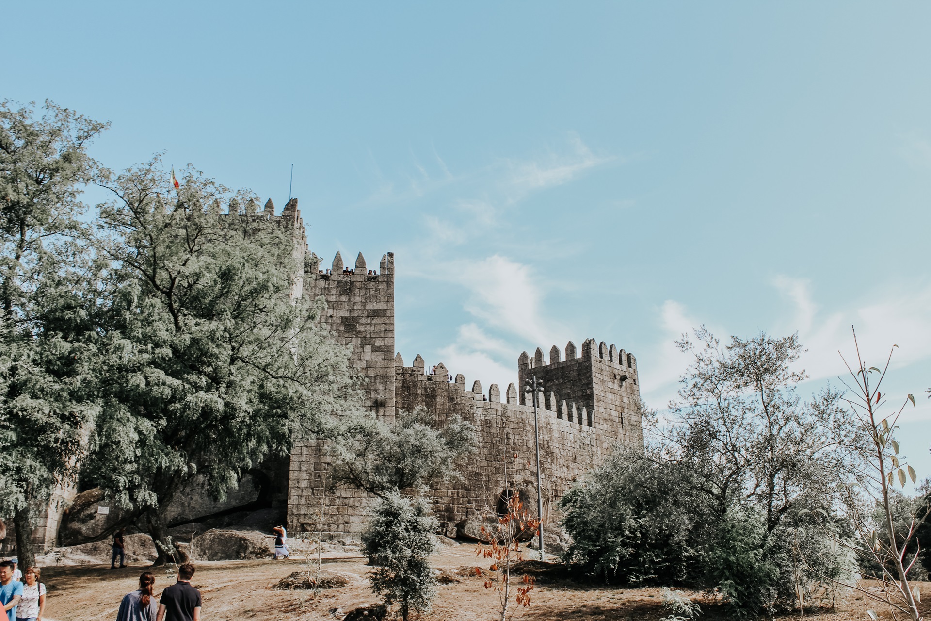 guimaraes_castle_portugal