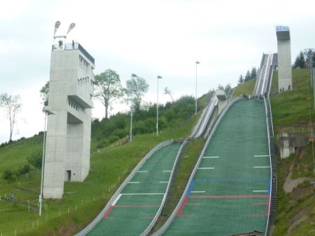 10 Ski Jump with water