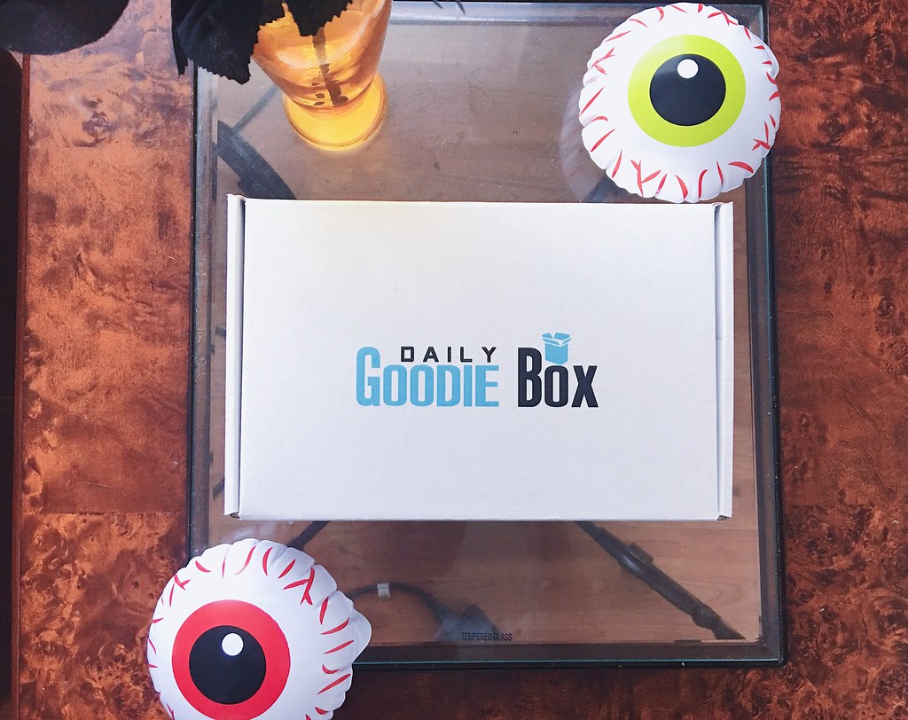 Daily Goodie Box: October 2018 Products & Review