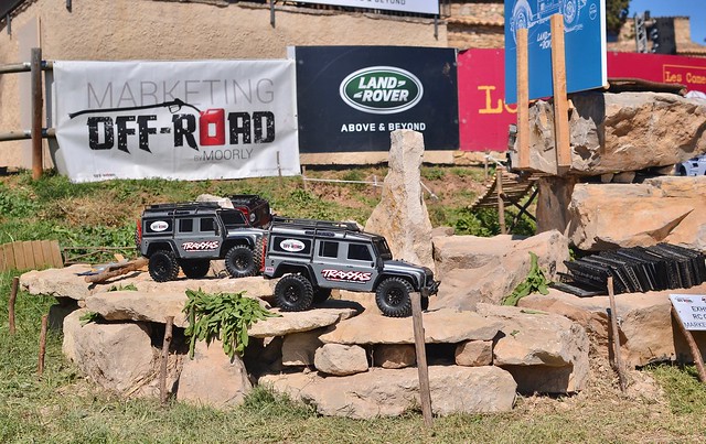 Land Rover Party