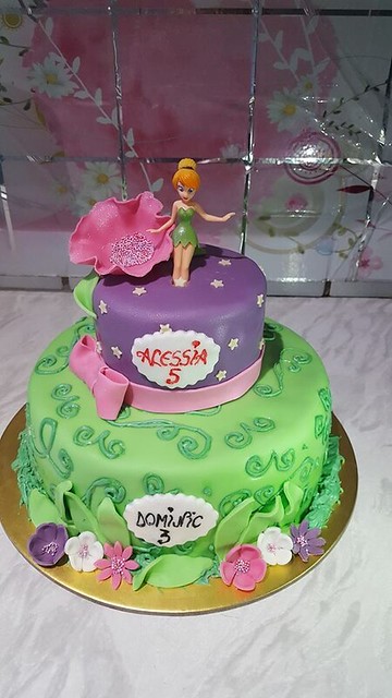 Cake by Lory Sweets