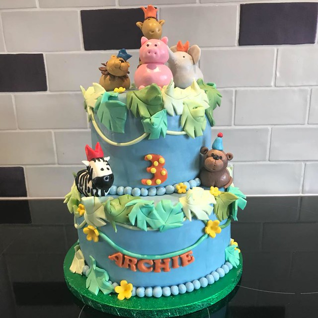 Cake by Fairy Cake Magic