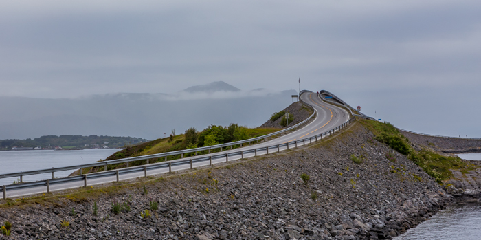 Atlantic Road Norway Norge Norja Scenic Road maisematie roadtrip atlantin valtameri