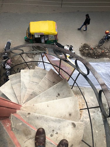 City Hangout - Swirly Staircase, Satyam Plaza, Gurgaon