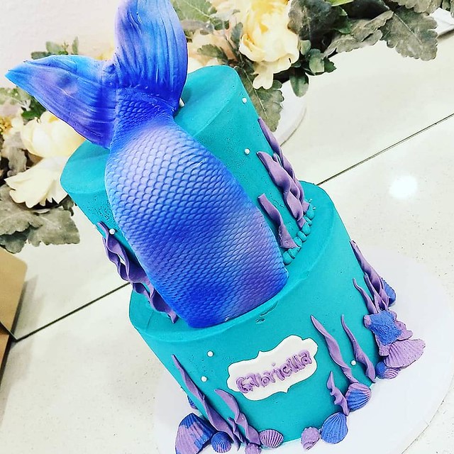 Cake by Craved Creations