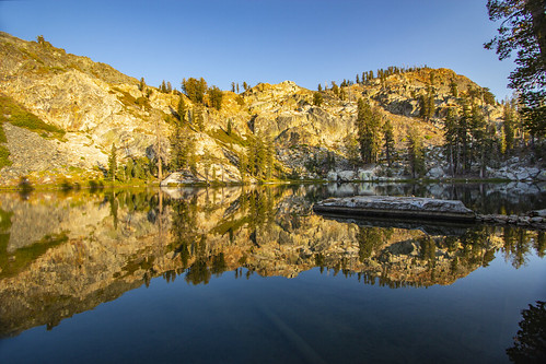 bareislandlake california maderacounty sierranationalforest backpacking camping granite lake quiet reflection serene sunlight sunset