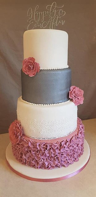 Cake by The Boutique Cakery