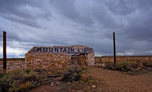 stone structure twoguns arizona mountainlions zoo davemeyer decrepit abandoned ghosttown