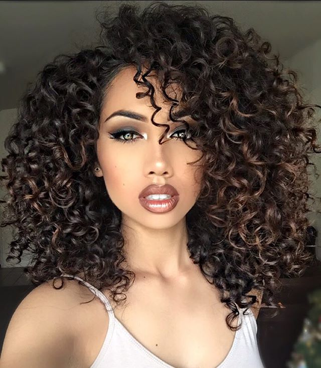 Best Haircuts For Curly Hair 2019 That Stand Out 22