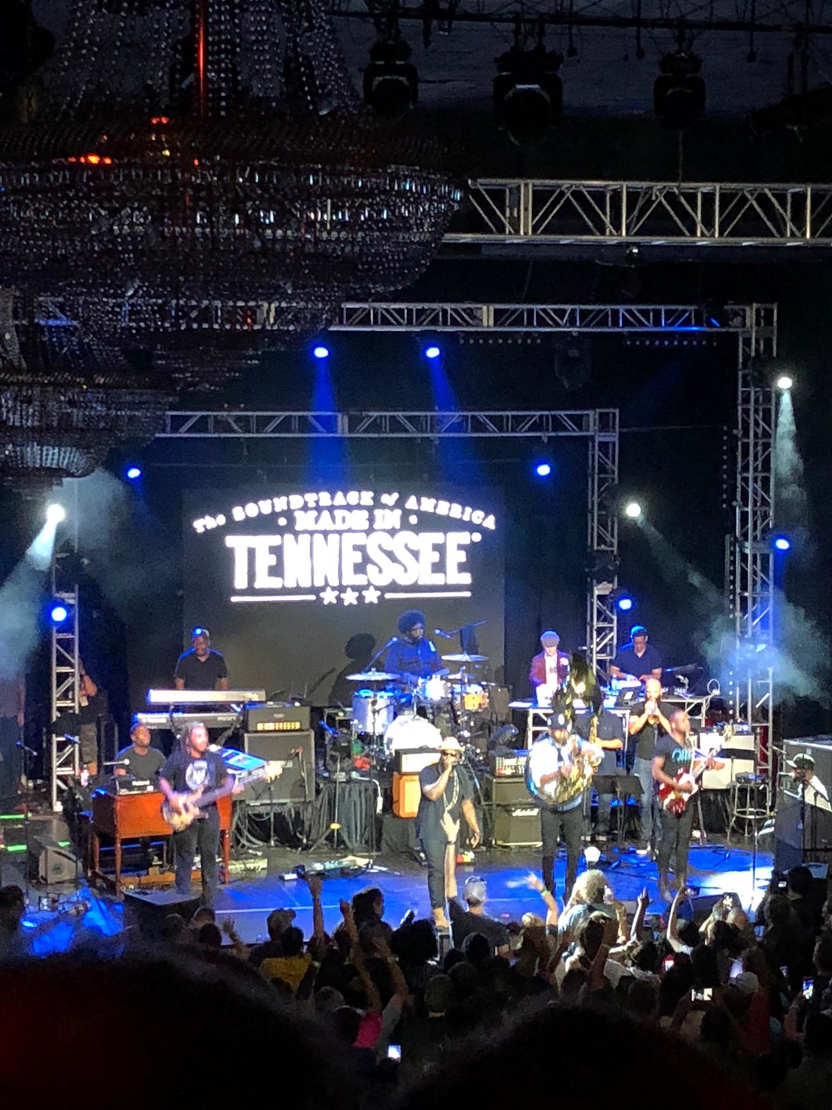 6 degrees to Tennessee roots jam festival 