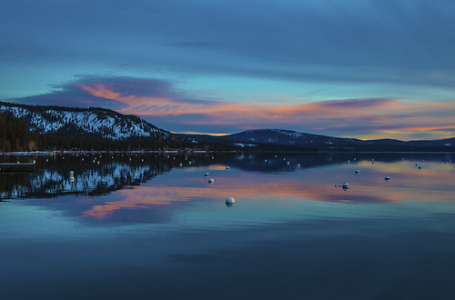 canon5dsr mountains landscape waterscape lake water calm tranquil clouds sky reflection sunrise dawn morning laketahoe california usa