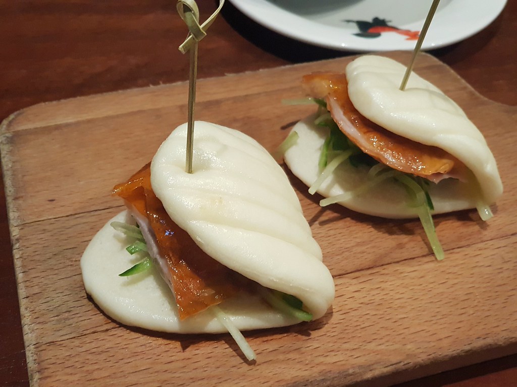 北京鸭包 Peking Duck w/Home made Bun AUD$8.50 @ 大排档 Old Town Hong Kong Cuisine at Barangaroo, Sydney