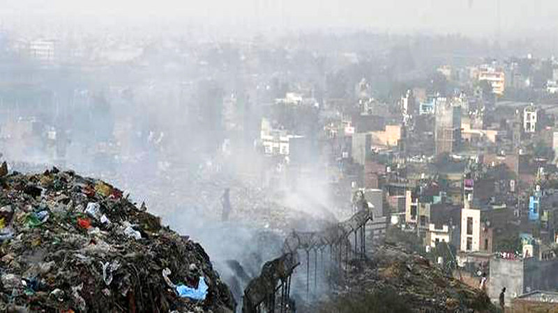 दिल्ली में छाई धुंध