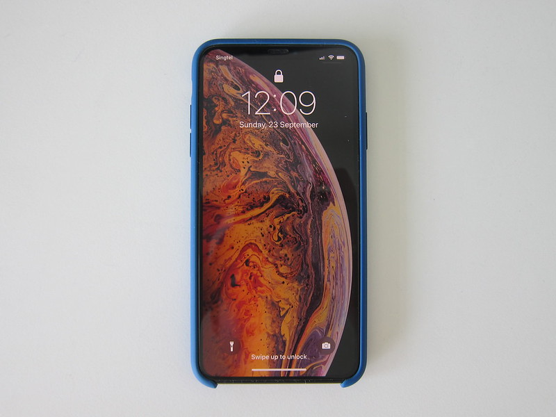 Apple iPhone XS Max Silicone Case - With iPhone XS Max - Front