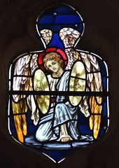 angel playing cymbals (William Glasby, 1926)