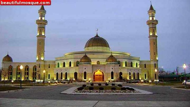 4740 7 Most Beautiful Mosques in the United States 05