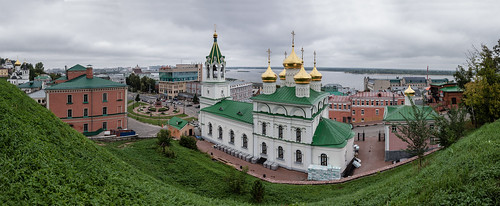 grass autumn nizhnynovgorod church nature city cityscape viewpoint clouds morning tower orthodox roof style cross volga landscape russia cloudy gold oka town exterior colorful old ancient dome cathedral building street sky green design outdoor overcast architecture