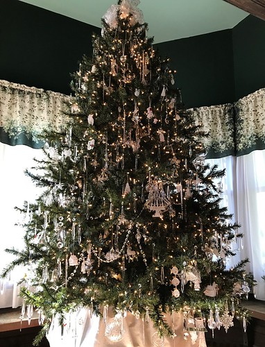 "Glass" Christmas Tree