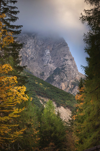 julian alps color autumn fall october russell eck nature mountain landscape wilderness travel europe vršič pass triglav national park