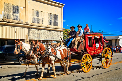 horse stagecoach ©allrightsreserved digitialidiot