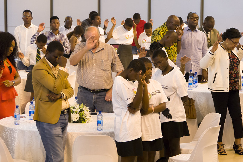 Praying for Africa's youth at ABLI. Picture by Bible Society, Andrew Boyd