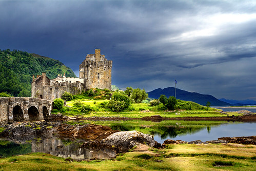 scotland castle water building reflection uk highland outdoor landscape isleofskye sky grass elitegalleryao bestcapturesao