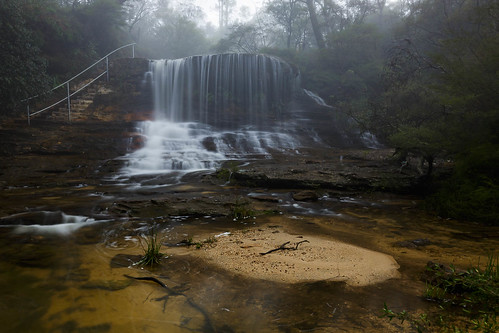 newsouthwales australia au nsw weeping rock blue mountains waterfall flow fog mist cloud long exposure