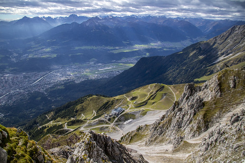 austria vacation europe innsbruck valley down ski hafelekar