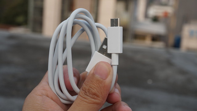 Kabel USB Redmi 6A (Liputan6.com/ Agustin Setyo W)