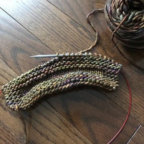 Beginner knitting class