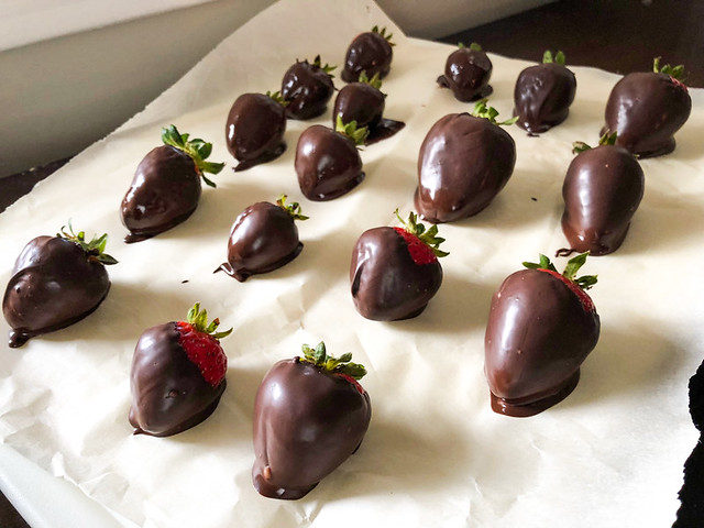 Magical Butter's Dark Chocolate Dipped Strawberries