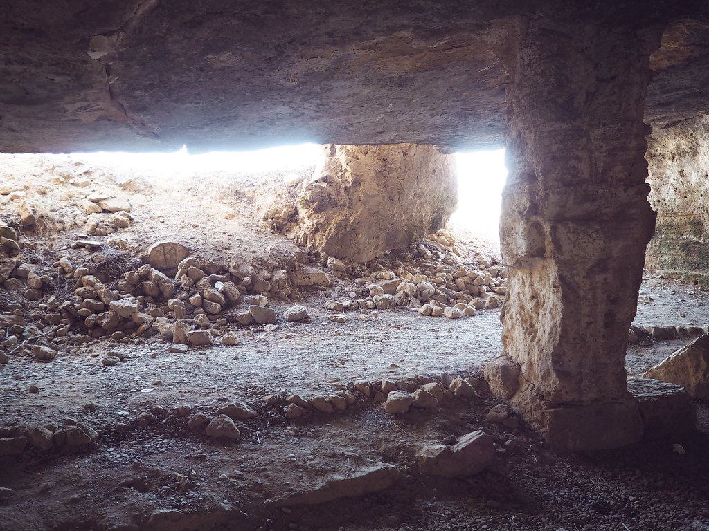 solomoni catacomb paphos cuprys