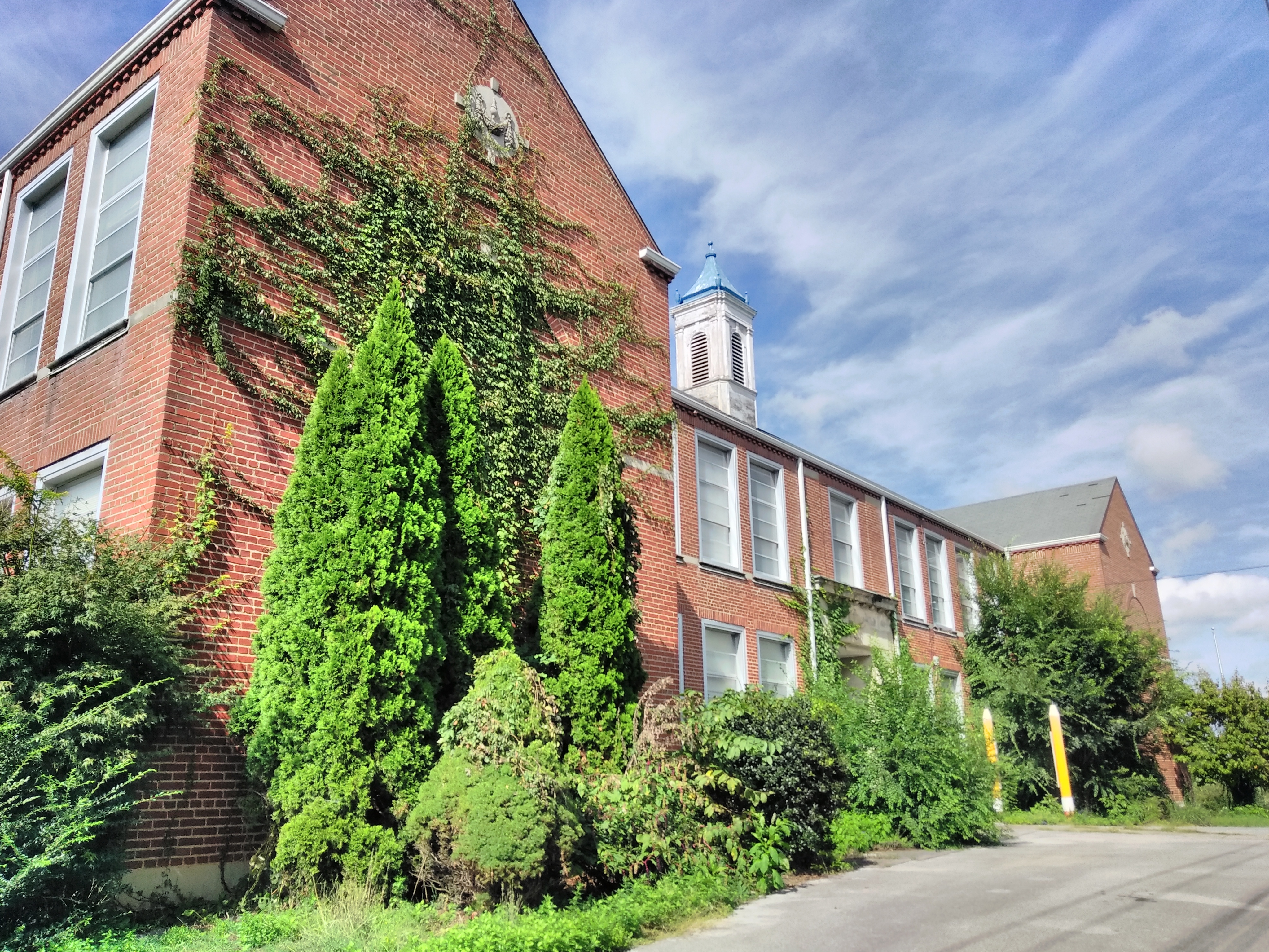 Former Rosemont Elementary - Bristol,  TN