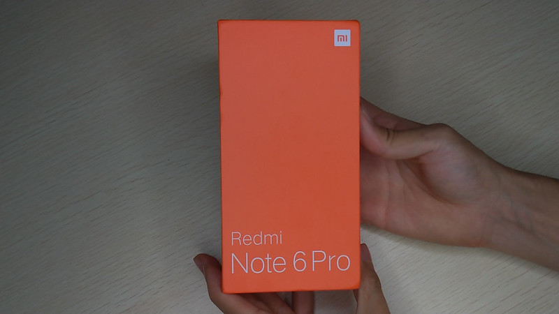 Xiaomi Redmi Note 6 Pro 開封 (4)