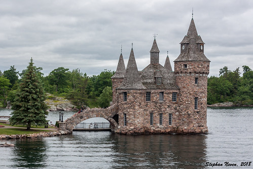 boldt castle heart island thousand islands new york usa us america canada stlawrence river water landscape cruise