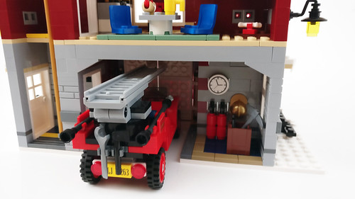 LEGO Creator Winter Village Fire Station (10263)