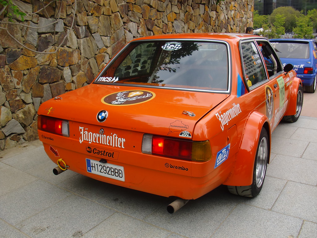 BMW 323I